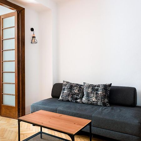 Heart Of Downtown 3 Rooms Apartment Self Check In Bucarest Extérieur photo