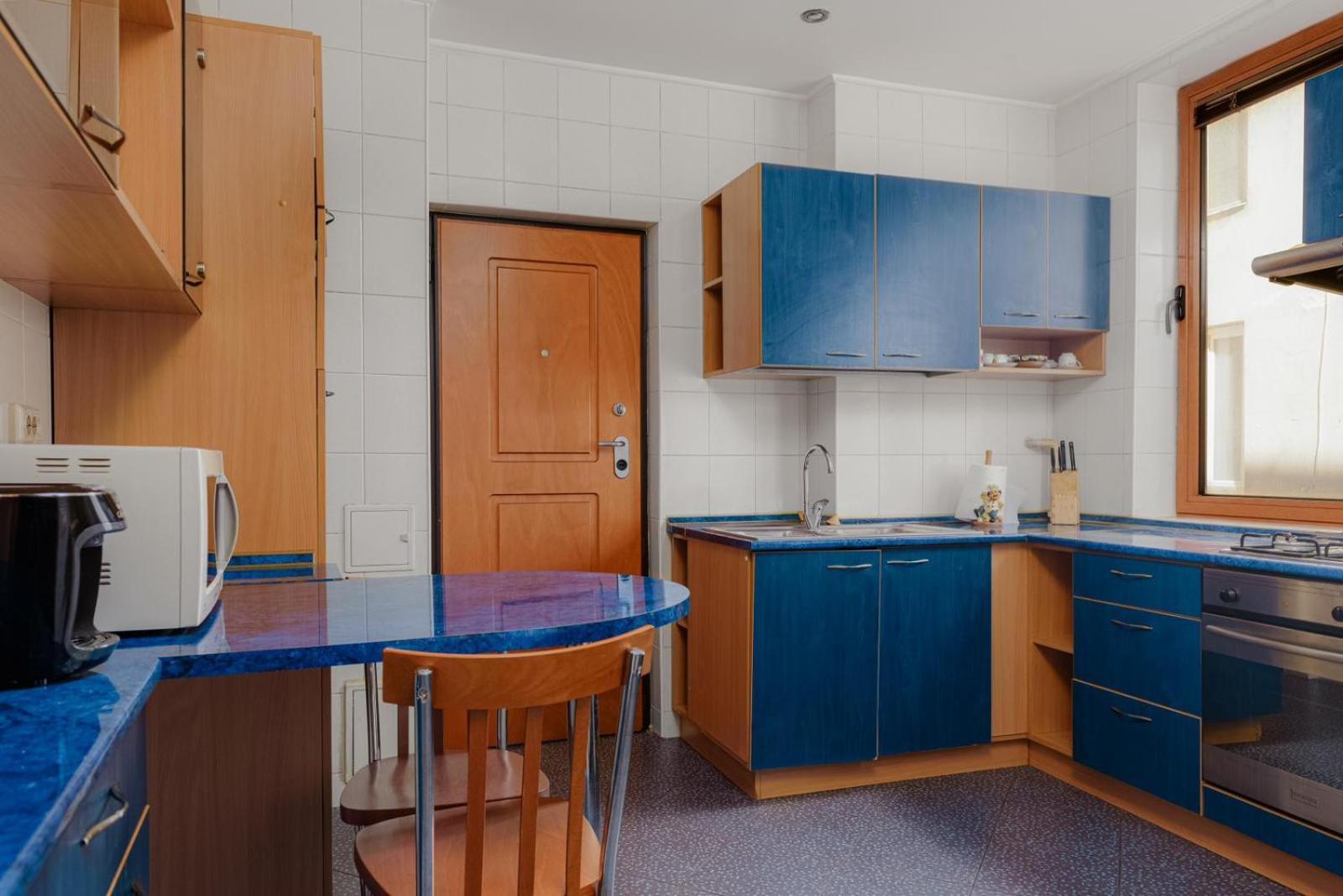 Heart Of Downtown 3 Rooms Apartment Self Check In Bucarest Extérieur photo