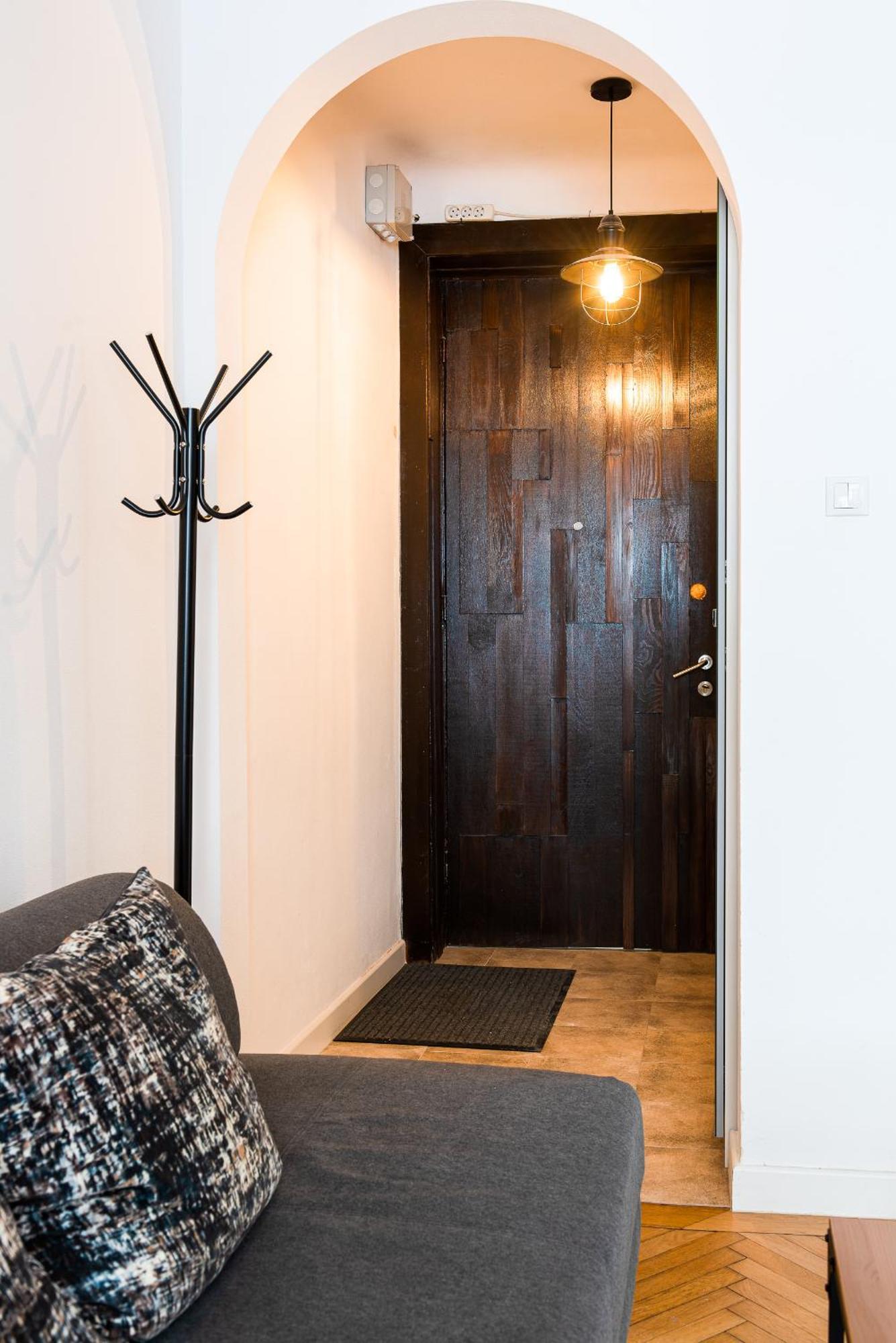 Heart Of Downtown 3 Rooms Apartment Self Check In Bucarest Extérieur photo